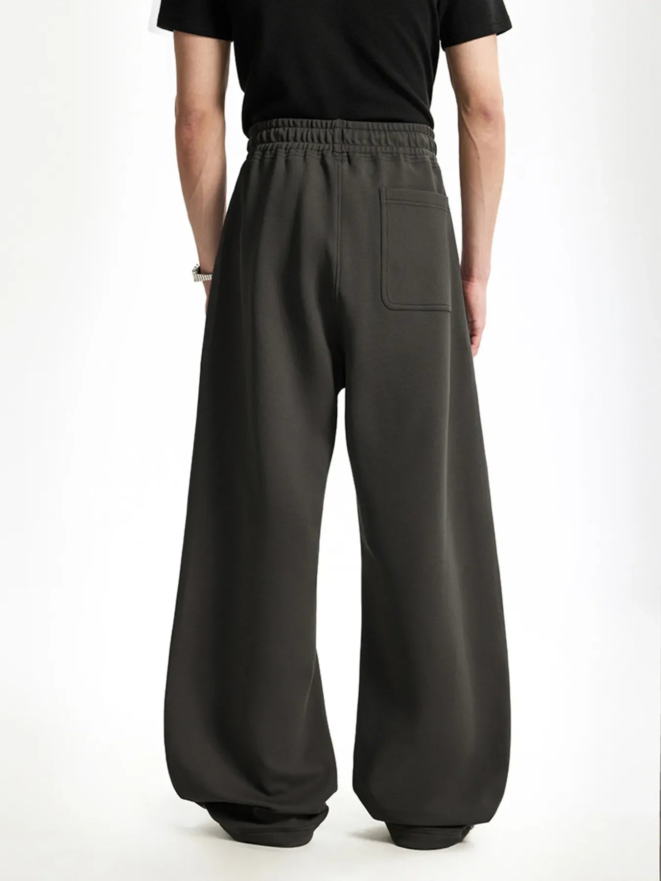 Men's Loose Fit Drawstring Sweatpants - FreshFinds